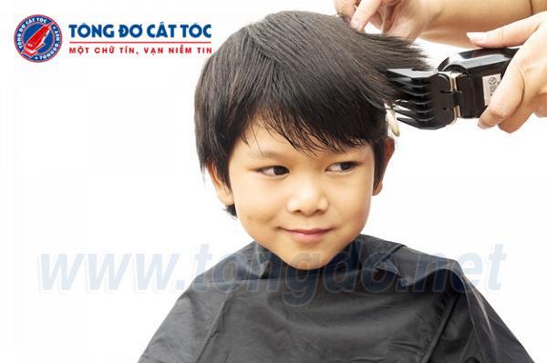 Sử dụng tông đơ hớt tóc cho bé thế nào là an toàn? Sử dụng tông đơ hớt tóc cho bé thế nào là an toàn?
