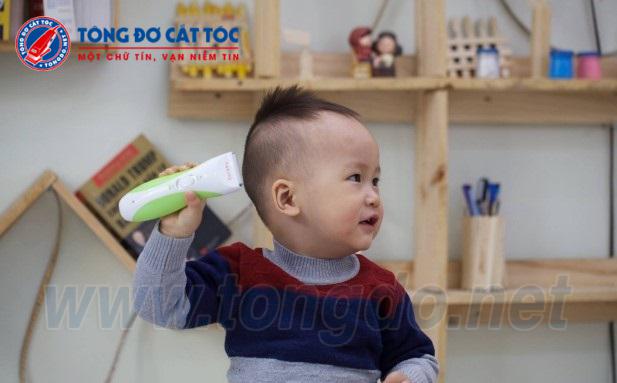 Review tông đơ cắt tóc cho bé Review tông đơ cắt tóc cho bé