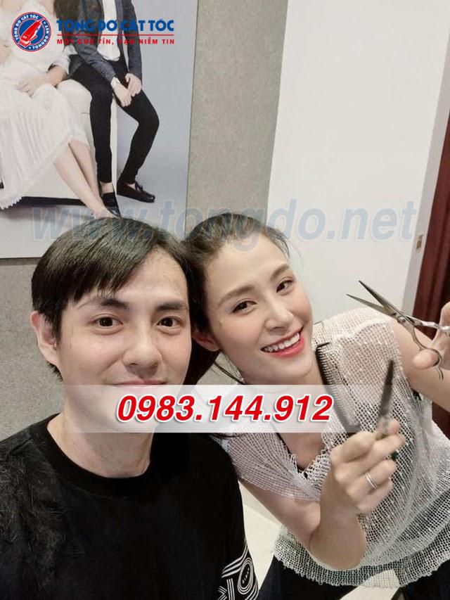 Chùm ảnh cắt tóc tại nhà mùa dịch của hàng loạt sao Việt 7 Chùm ảnh cắt tóc tại nhà mùa dịch của hàng loạt sao Việt 7